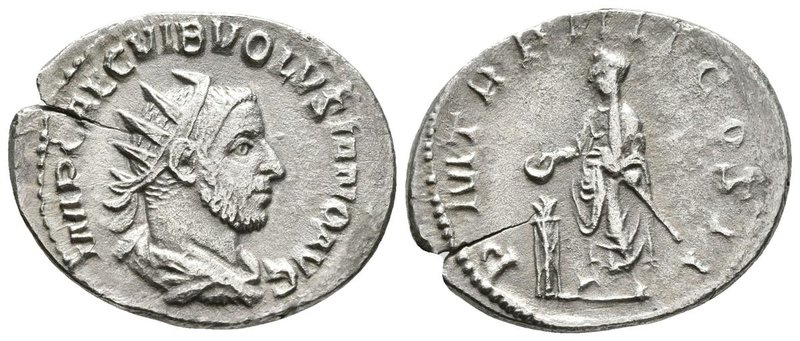 VOLUSIANO. Antoniniano. 251-253 d.C. Roma. A/ Busto radiado y drapeado con coraz...