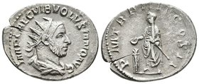 VOLUSIANO. Antoniniano. 251-253 d.C. Roma. A/ Busto radiado y drapeado con coraza a derecha. IMP CAE C VIB VOLVSIANO AVG. R/ Emperador estante a izqui...