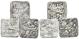 ALMOHADES. Lote compuestos por 3 monedas de 1/2 Dirham. Abd Al-Mu´min. 524-558 H. Vives 2113; Hazard 1068. Ar. A EXAMINAR.