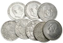 ESTADO ESPAÑOL. Lote compuesto por 8 monedas de 100 Pesetas, conteniendo: 1966 *66 (2), 67 (4) y 68 (2). Ar. A EXAMINAR.