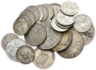 PANAMA. Lote compuesto por 24 monedas de plata, de los módulos: 1 Balboa (4), 1/2 Balboa (3) y 1/4 Balboa (17). Ar. MBC-/EBC+. A EXAMINAR.