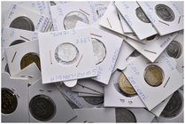 MUNDIAL. Magnífica colección de 140 monedas de gran variedad de países, conteniendo: Emiratos Arabes, Malasia, Malawi, Maldivas, Marruecos, Mauritania...