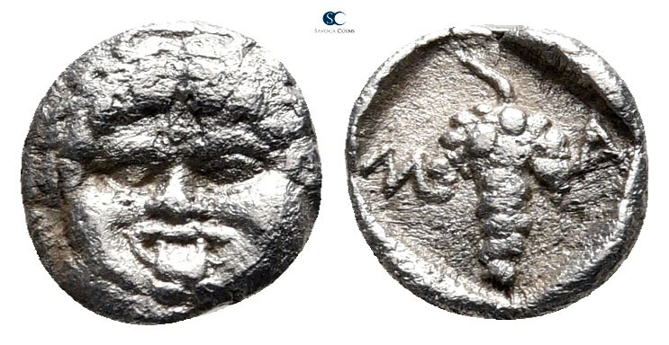 Thrace. Maroneia 398-395 BC. 
Hemiobol AR

8 mm., 0,35 g.



very fine