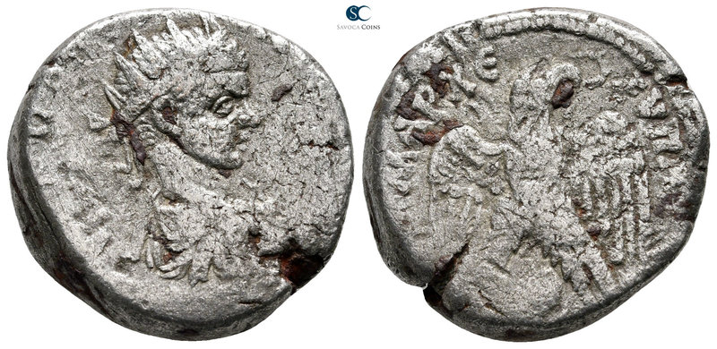 Cyrrhestica. Hierapolis. Diadumenianus AD 218-218. 
Tetradrachm AR

25 mm., 1...