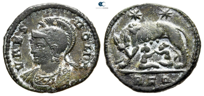 City Commemorative AD 330-354. Rome
Follis Æ

18 mm., 2,27 g.



very fin...