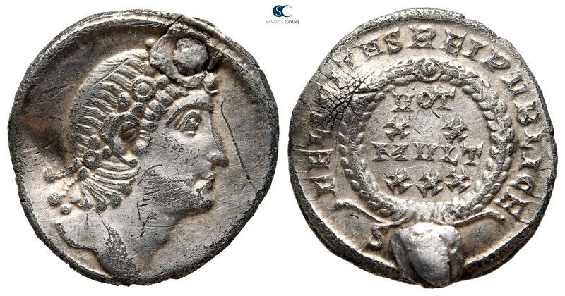 Constantius II AD 337-361. Uncertain mint
Siliqua AR

20 mm., 3,17 g.



...