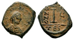 Justinian I (527-565). Tes RRR
Condition: Very Fine

Weight: 3,06 gr
Diameter: 15,25 mm