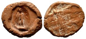 Hellenistic Era Terracotta Theater Ticket,
Condition: Very Fine

Weight: 2,67 gr
Diameter: 21,50 mm