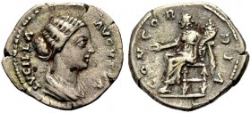 RÖMISCHE MÜNZEN 
 KAISERZEIT 
 Lucilla, († 182), Gemahlin des Lucius Verus, Tochter des M. Aurelius. Denar, 164-169 oder später. LVCILLA AVGVSTA Dra...