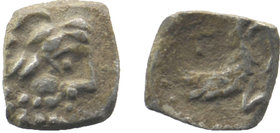 LYCAONIA, Laranda. Circa 324/3 BC. AR Obol 
 Head of Herakles right / Forepart of a wolf right. Λ above.
Gokturk 70; 
0,46 gr. 9 mm