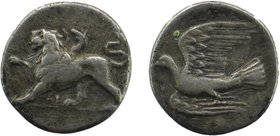 Sikyonia, Sikyon. Ca. 330/20-280 B.C. AR hemidrachm
Chimaera advancing left;
Dove flying left; one pellet above tail feathers.
BCD 292; SNG Copenhagen...