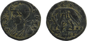Constantine I (306-337), Nummus
helmeted and cuirassed bust of Roma l., 
Rev: She-wolf suckling twins l. above, two stars in ex. 
2,29 gr. 17 mm