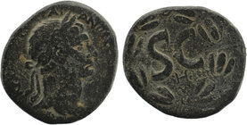 SYRIA. Seleucis and Pieria. Antioch. Trajan (98-117). Ae.

Obv: Laureate head right.
Rev: S C, all within laurel wreath.
McAlee 487c.
11,02 gr. 23 mm