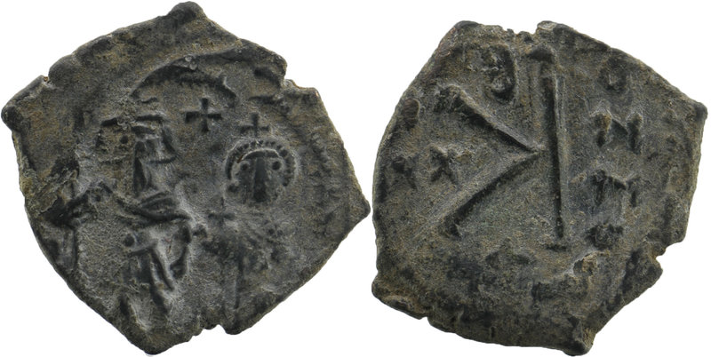 Justin II, with Sophia. 565-578. AE Half Follis
Justin and Sophia, both nimbate,...