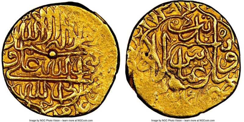 Safavid. Abbas I (AH 978-1038 / AD 1571-1629) gold Mithqal AH 1002 (AD 1593/4) M...