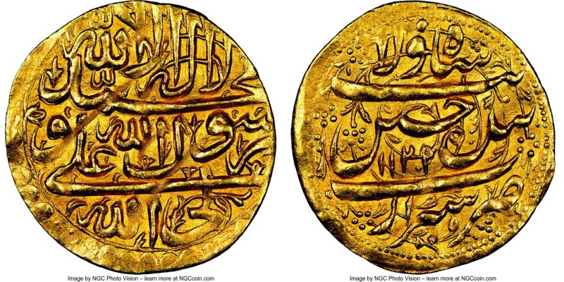 Safavid. Husayn I gold Ashrafi AH 1122 (1710/11) MS62 NGC, Shiraz mint, KM-Unl.,...