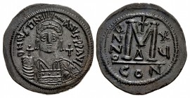 Justinian I. 527-565. Æ Follis (38mm, 23.55 g, 7h). Constantinople mint, 4th officina. Dated RY 16 (542/3).