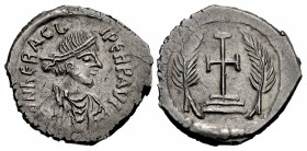 Heraclius. 610-641. AR Miliaresion (22mm, 4.39 g, 7h). Constantinople mint. Struck circa 610-613.
