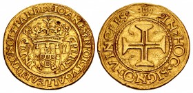 PORTUGAL, Kingdom. João III o Piedoso (the Pious). 1521-1557. AV Português – 10 Cruzados (38.5mm, 34.90 g, 11h). Lisboa (Lisbon) mint.