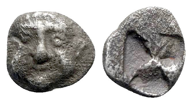 Macedon. Neapolis 500-480 BC. 
Obol AR

7mm., 0,58g.

Facing gorgoneion / Q...