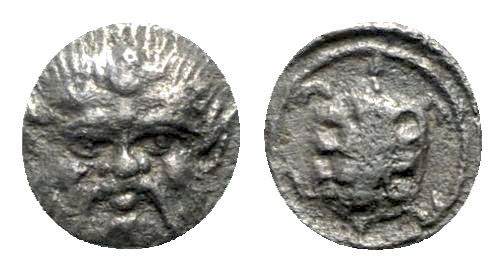 Lesbos. Methymna circa 350-250 BC. 
Hemiobol AR

6mm., 0,39g.

Facing head ...