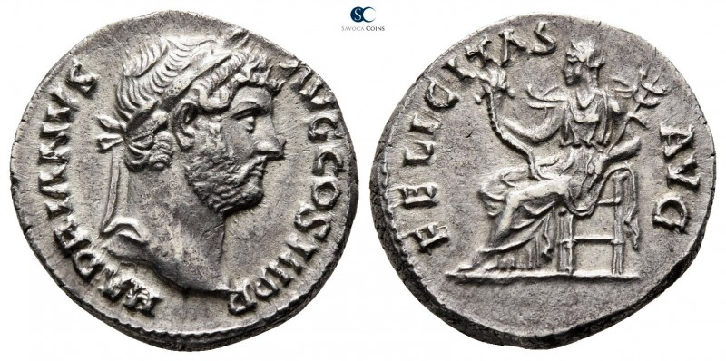 Hadrian AD 117-138. Rome
Denarius AR

17mm., 3,07g.

HADRIANVS AVG COS III ...