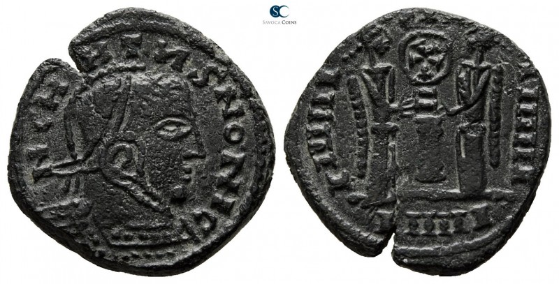 Constantinus I the Great AD 306-337. Barbarous imitation
Follis Æ

16mm., 2,9...