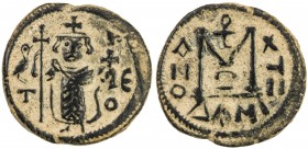 ARAB-BYZANTINE: Standing Emperor, ca. 660s-670s, AE fals (3.24g), Damascus, year "17", A-3517.1, standing emperor, holding long cross & globus crucige...