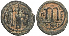 ARAB-BYZANTINE: Standing Emperor, ca. 660s-670s, AE fals (3.24g), Damascus, year "17", A-3523Q, standing emperor, holding long cross & globus cruciger...