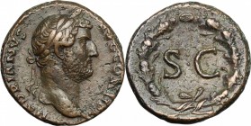 Hadrian (117-138). AE As, 134-138 AD. D/ Laureate head right. R/ SC within oak wreath. RIC 831. AE. g. 11.37 mm. 25.00 Good VF.