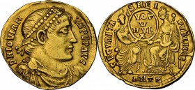 Jovian (363-364). AV Solidus. Quinquennalia issue, Antioch mint. D/ Pearl-diademed, draped, and cuirassed bust right. R/ Roma and Constantinopolis, wi...