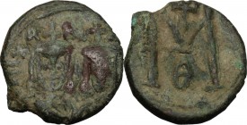 Michael II with Theophilus (821-829). AE Follis, Syracuse mint. D/ Busts of the Emperors facing, crowned. R/ Large M (mark of value). DOC 21. Sear 165...