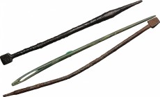 Lot of 2 bronze stili (125 and 111 mm) and 1 bronze needle (116 mm).
 Roman period, 3rd-5th century.