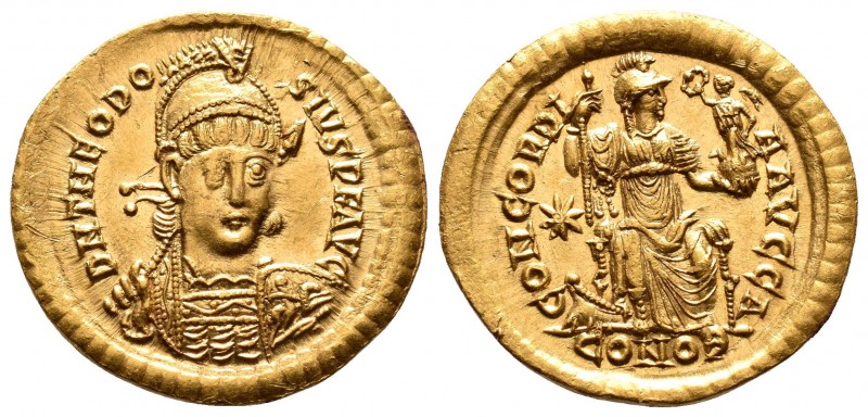 Theodosius II (402-450 AD). AV Solidus. Constantinopolis (Istanbul), 408-420.
Ob...