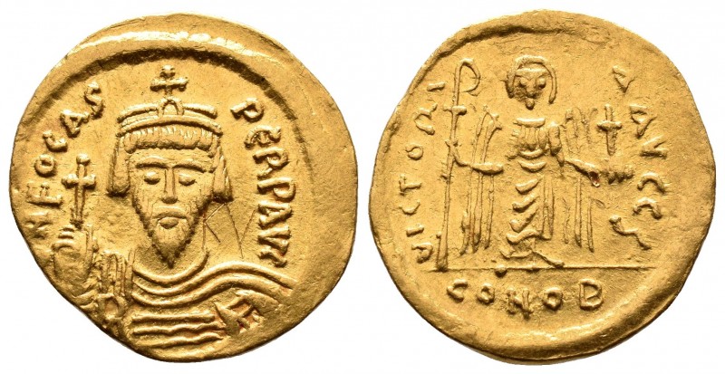 Phocas AV Solidus. Constantinople, circa AD 607-609. d N FOCAS PЄRP AVG, draped ...