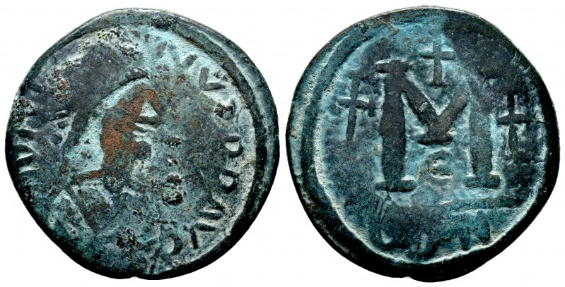 Justinian I the Great (AD 527-565). AE follis . Barbarous Strike, 

Condition: V...