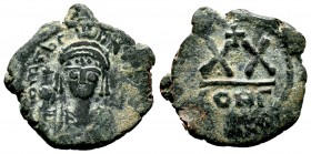 Tibèrius II Constantin (578-582), AE follis

Condition: Very Fine

Weight: 6.8 gr
Diameter:25 mm