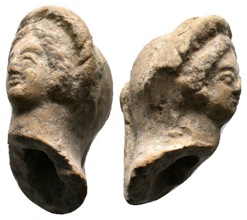 Terracotta head of a goddess, 3rd century B.C.
Condition: Very Fine

Weight: 19....