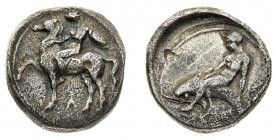 calabria 
Taranto - Didramma databile al periodo 390-385 a.C. - Diritto: guerriero su cavallo al passo verso sinistra tiene le redini con la mano des...