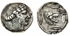 sicilia 
Leontini - Tetradramma databile al periodo 455-450 a.C. - Diritto: testa laureata di Apollo a destra - Rovescio: protome di leone a destra f...