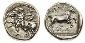 tessaglia 
Larissa - Dracma databile al periodo 420-400 a.C. - Diritto: Thessalos stante a sinistra tiene un toro per le corna e per il collo - Roves...