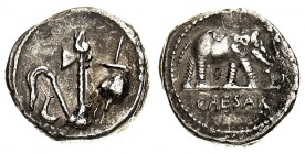 monete romane pre-imperiali 
Giulio Cesare (49-44 a.C.) - Denaro anonimo databile agli anni 49-48 a.C. - Zecca: itinerante al seguito di Giulio Cesar...