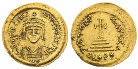 monete bizantine 
Tiberio II Costantino (578-582) - Solido di peso ridotto databile al periodo 579-582 - Zecca: Antiochia - Diritto: mezzo busto coro...