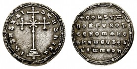 monete bizantine 
Costantino VII e coreggenti (913-959) - Miliaresion databile al periodo 945-959 - Zecca: Costantinopoli - Diritto: croce potenziata...