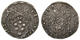 stati pontifici 
Pio IV (1559-1565) - Giulio - Zecca: Roma - Diritto: stemma sormontato dalle chiavi decussate e dal triregno - Rovescio: San Pietro ...