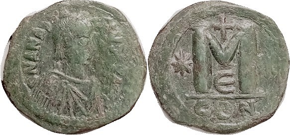 ANASTASIUS I, Follis, S19, scarcer variety with star on shoulder (very clear); F...