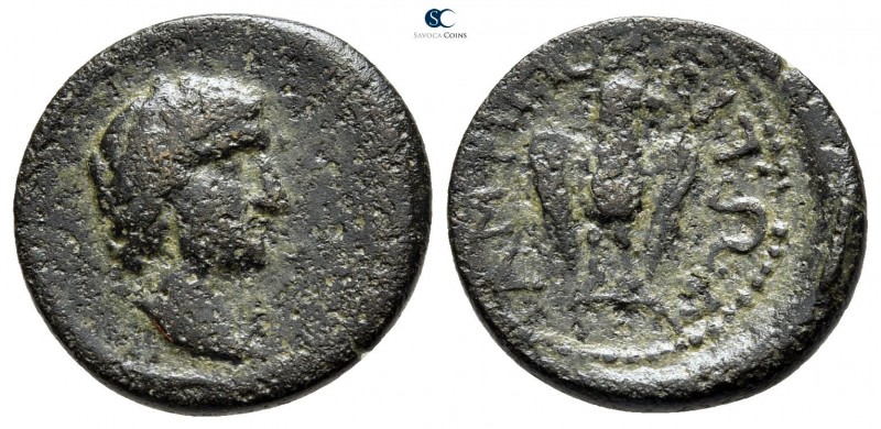 Macedon. Amphipolis 100-30 BC. 
Bronze Æ

16 mm., 2,69 g.



nearly very ...