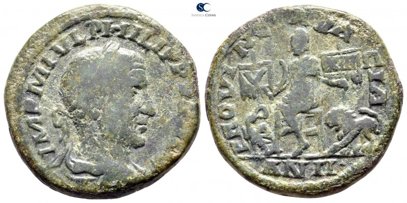 Dacia. Philip I Arab AD 244-249. 
Bronze Æ

27 mm., 14,49 g.



very fine...