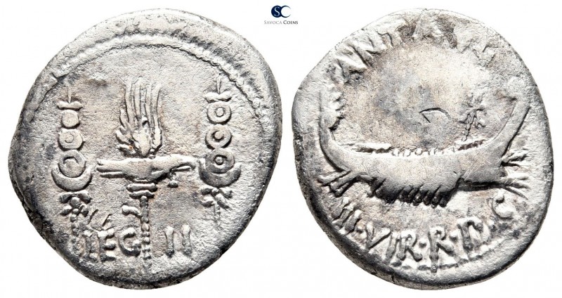 Mark Antony 32-31 BC. Military mint travelling with Mark Antony
Denarius AR

...