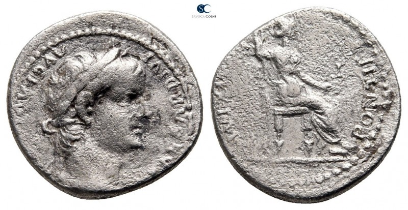 Tiberius AD 14-37. "Tribute Penny" type. Lugdunum
Denarius AR

17 mm., 3,54 g...